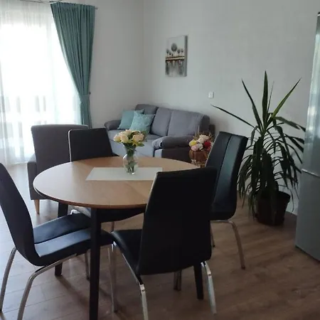 Apartmán Apartman, And Kata Pula