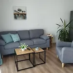 Apartman, And Kata Appartamento