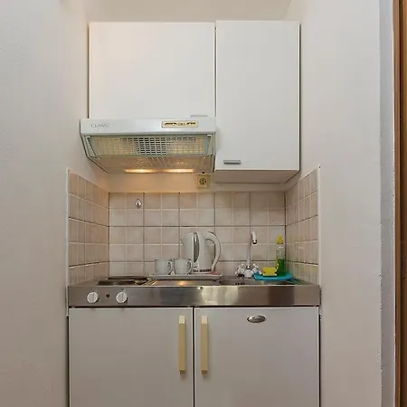 Apartman, And Kata Appartement