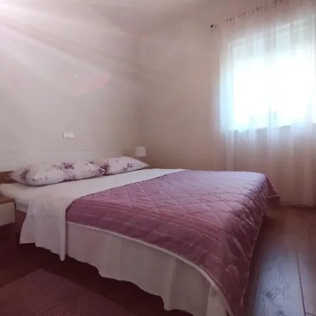 Appartement Apartman, And Kata Pula