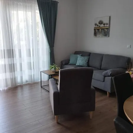 Appartement Apartman, And Kata Pula